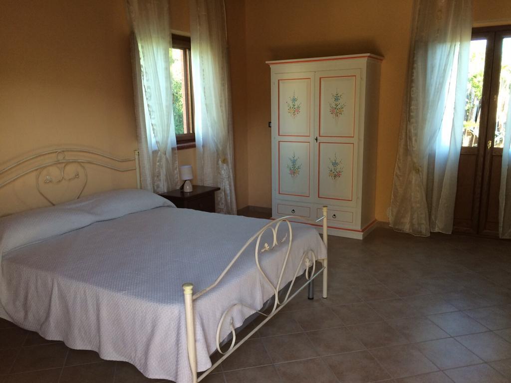 Il Melograno Villa Francavilla Marittima Bagian luar foto